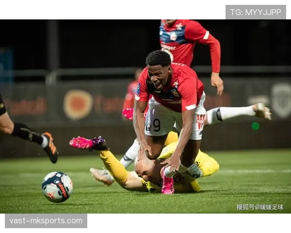 布雷斯特战术体系革新现代足球，突破传统局限引领新潮流